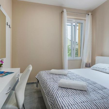 Roberto Rooms Porec Luaran gambar