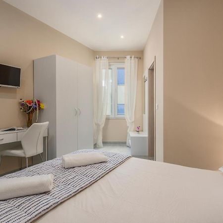 Roberto Rooms Porec Luaran gambar