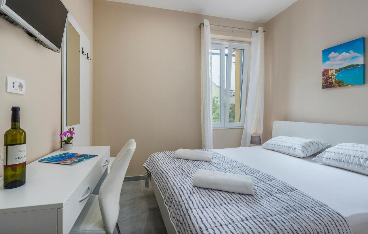 Roberto Rooms Porec Luaran gambar