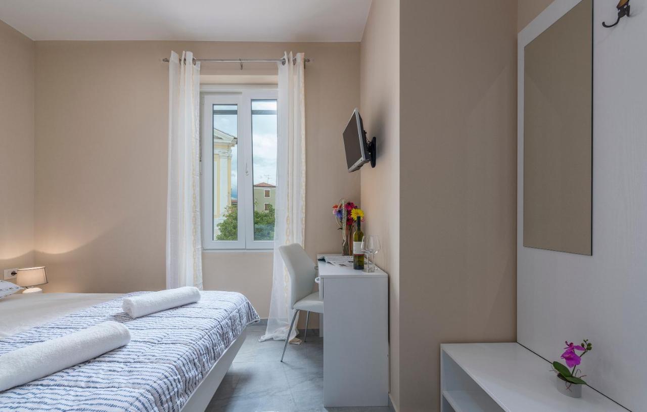 Roberto Rooms Porec Luaran gambar